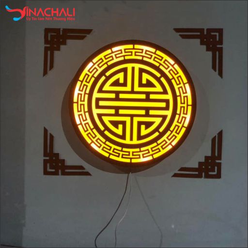 Đèn Thờ Hào Quang Chữ Phúc