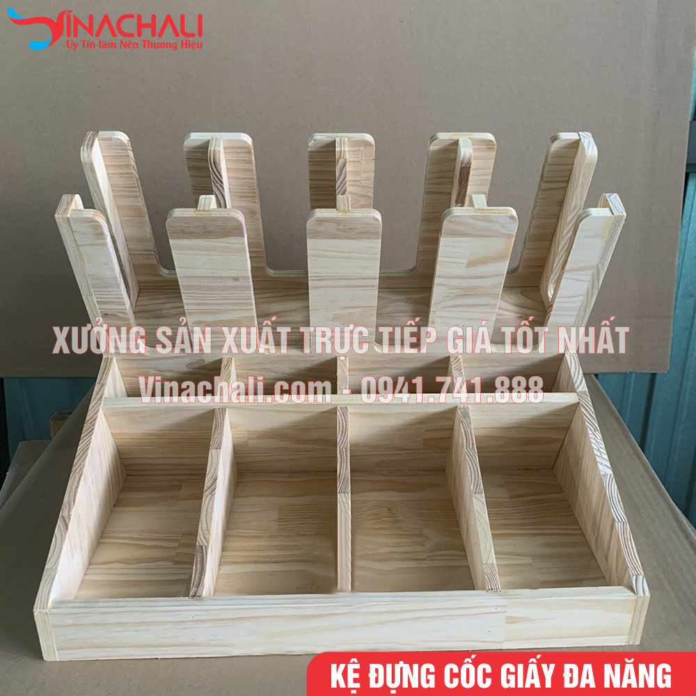 Kệ Đựng Ly Cốc Trà Sữa được làm bằng gỗ tự nhiên bền đẹp và chắc chắn